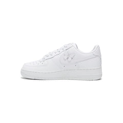 Nike Womens Air Force 1 Low Butterfly (White)