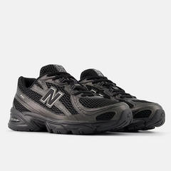 New Balance 740 Black