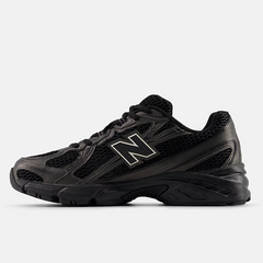 New Balance 740 Black