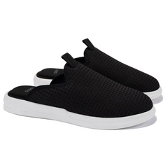Pelli Jet Black/ Lily white