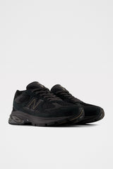 New Balance 2010 Black / Black Cement