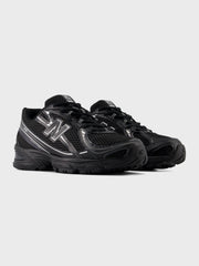 New Balance 740 Sneakers | Black/Silver Metallic