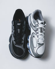 New Balance Unisex Abzorb 2000 White Silver Metallic Core U2000AA