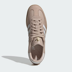 Samba OG Shoe Women's  Wonder Taupe / Cloud White / Gold Metallic
