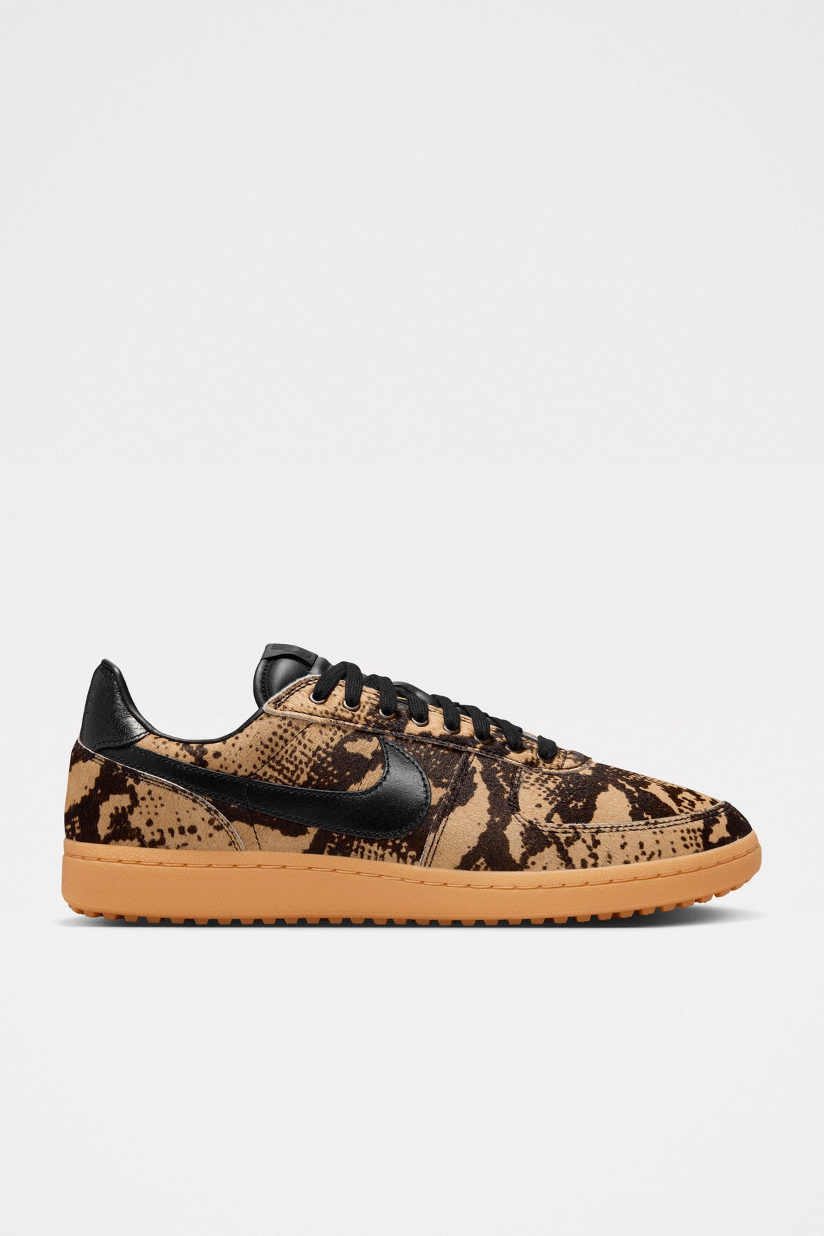Nike Field General Prm Black / Gum Yellow