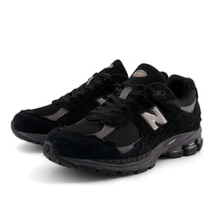 New Balance 2002 GOR-TEX Protection Pack 2.0 - Black
