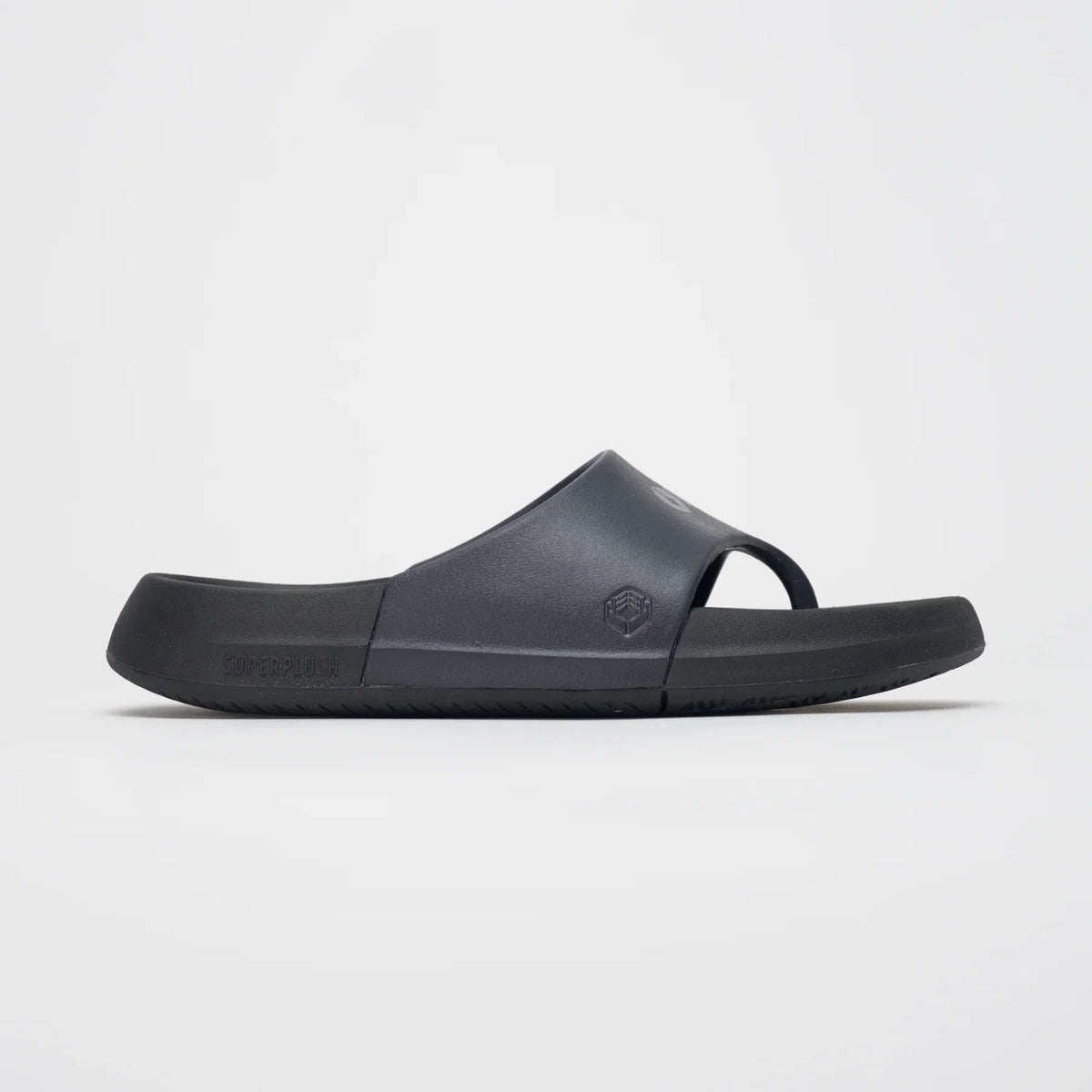 Roll Recovery | SUPERPLUSH Flipflop | Women's | Carbon Black